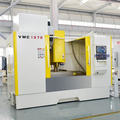4 주축 작은 수평형 머시닝 센터 CNC 수직이 분쇄 센터 Vmc1370