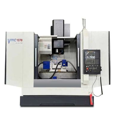 고 정밀성 VMC1370 금속 10000kg 부하 용량 BT40 스핀드 테이퍼를 위한 자동 CNC 수직 프레싱 머신